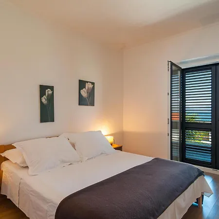 1 Bedroom In * Sutivan