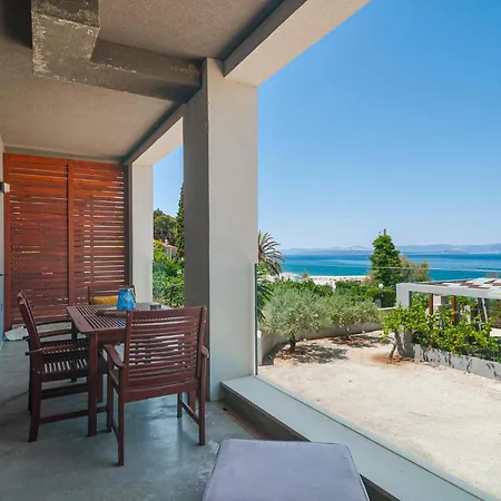 1 Bedroom In Appartement *