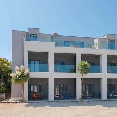 1 Bedroom In Sutivan